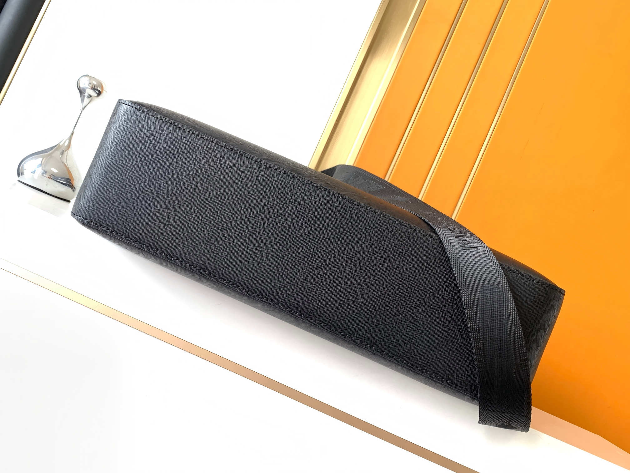Luxury Men's Top-Handle Bags P - Luxury Bags Laptop 리뷰 및 가격