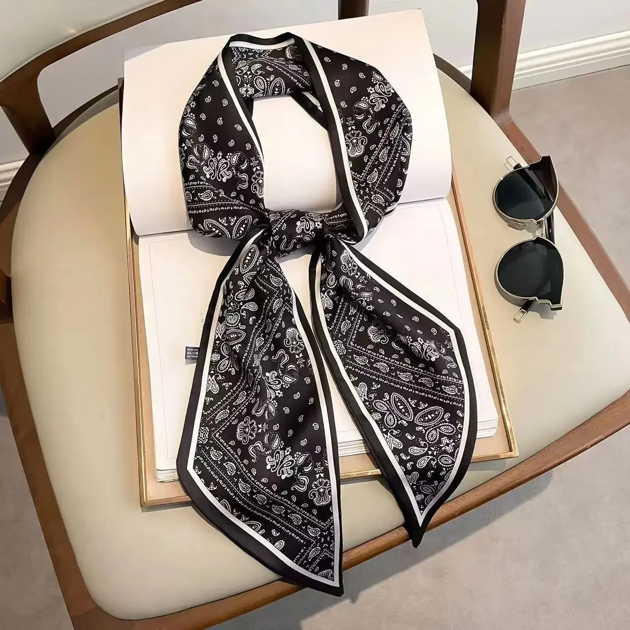 Design Print Skinny Scarf Plai - Luxury Bags Online 리뷰 및 가격