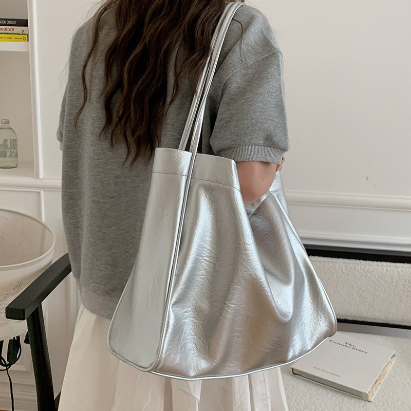 Casual large capacity totes Co - Luxury Bags Reseller 리뷰 및 가격