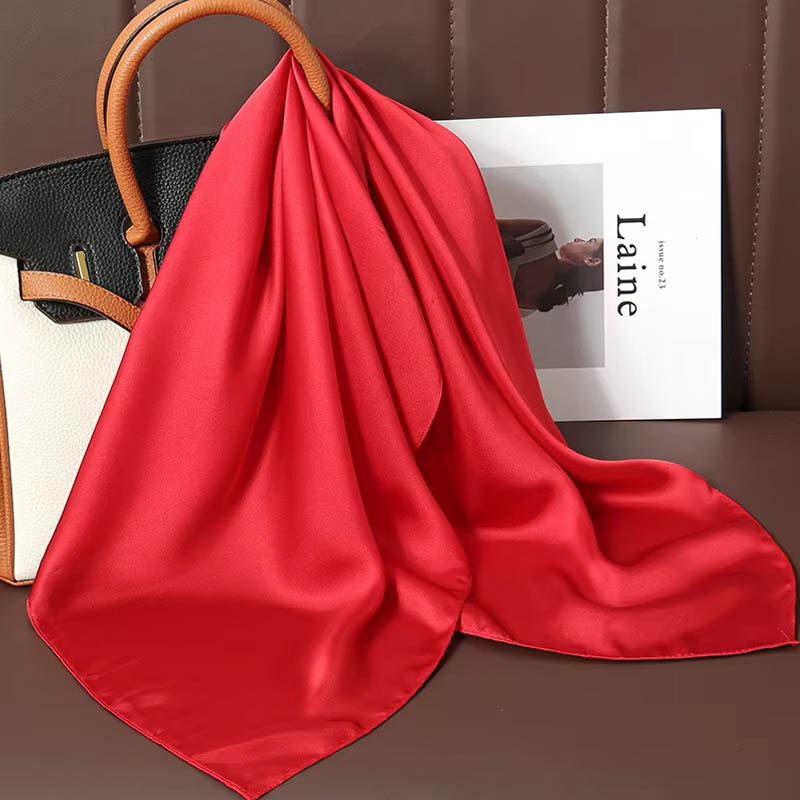 Luxury Solid Color Silk Square - Luxury Bags Online 리뷰 및 가격