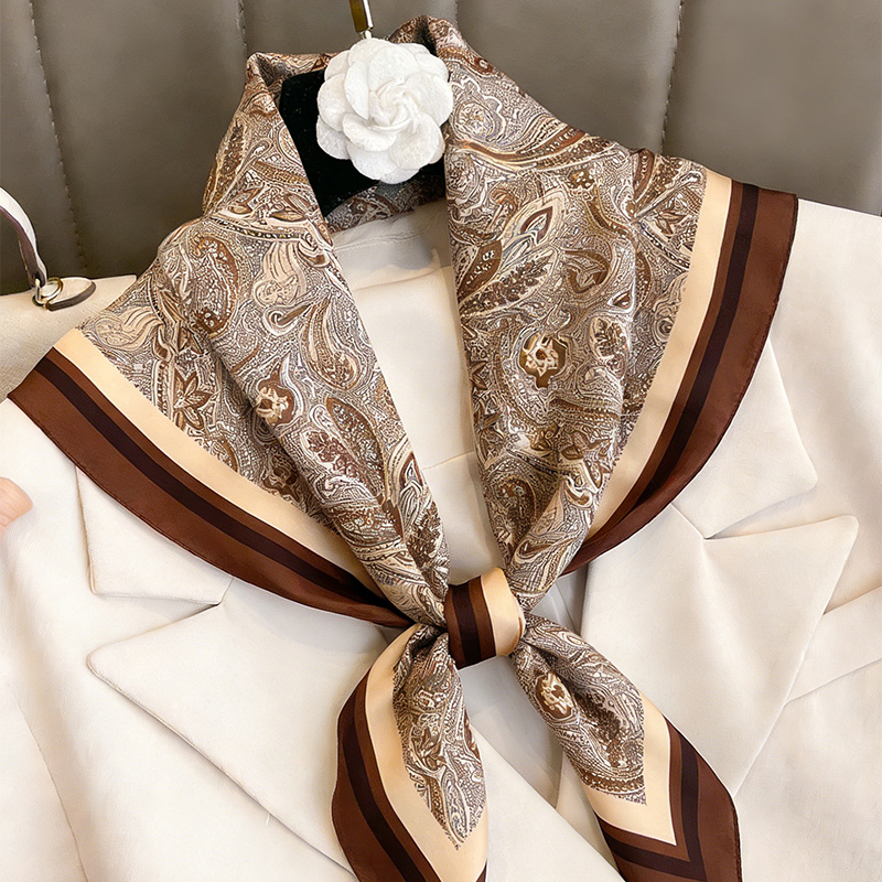 Luxury Women Silk Square Scarf - Luxury Bags Online 리뷰 및 가격