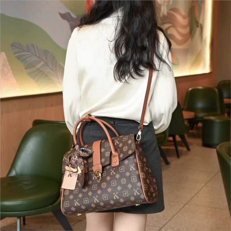 Light luxury brand women's bag - Luxury Bags Reseller 리뷰 및 가격