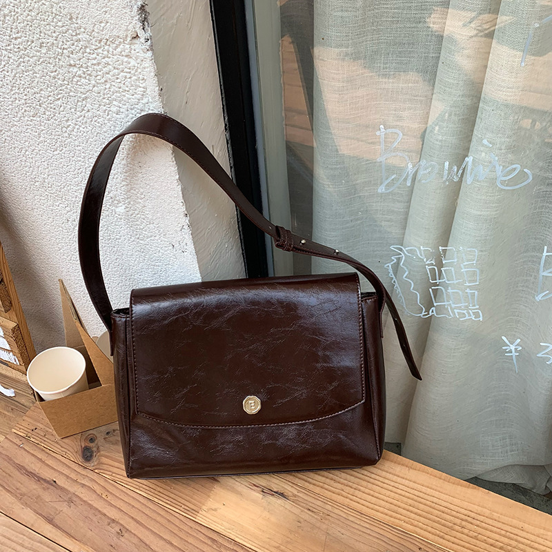 CGCBAG Vintage Lage Capacity M - Luxury Bags Reseller 리뷰 및 가격