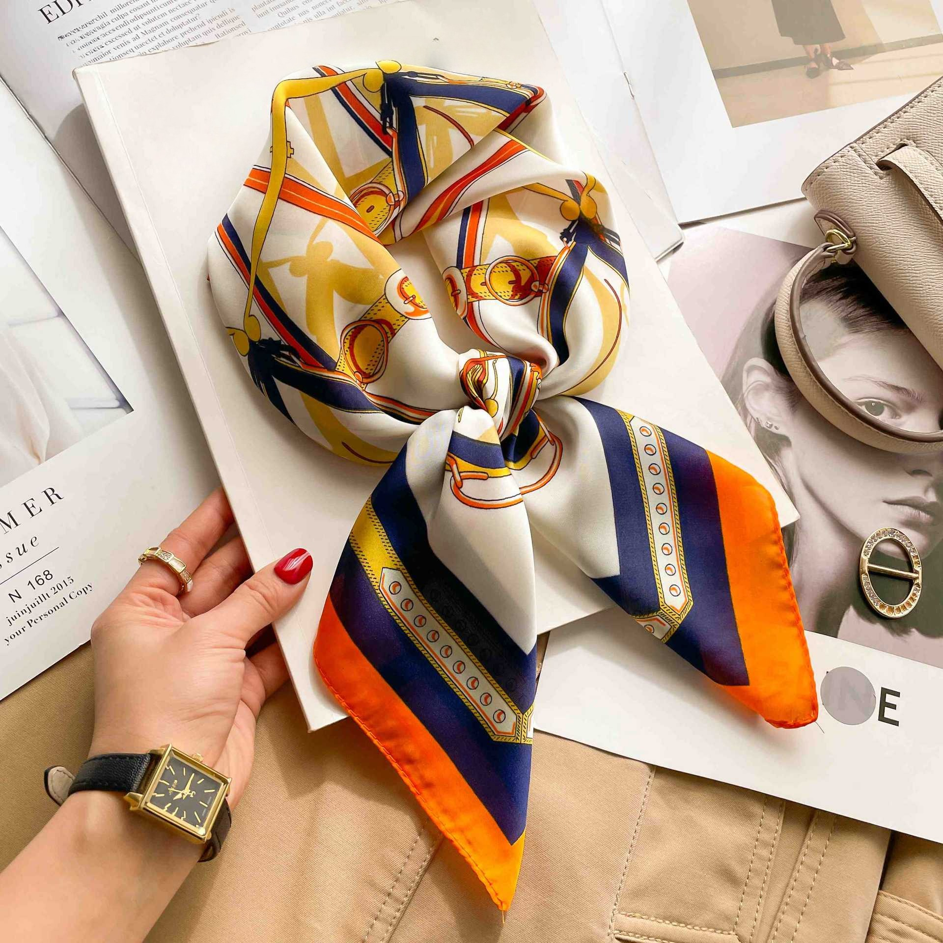 70cm Luxury Belt Print Silk Sq - Luxury Bags Online 리뷰 및 가격